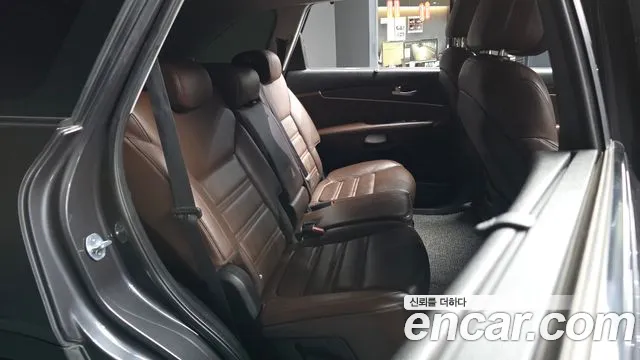 Kia Sorento 2016 thumb 11