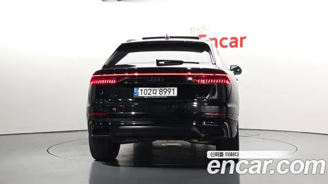 Audi Q8 2023 thumb 4