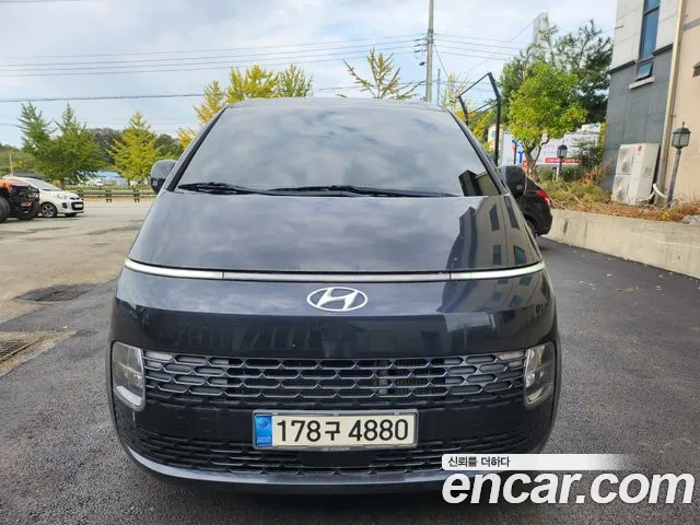Hyundai Staria 2021 thumb 11