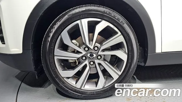 KG_Mobility_Ssangyong TIBOLI 2019 thumb 4