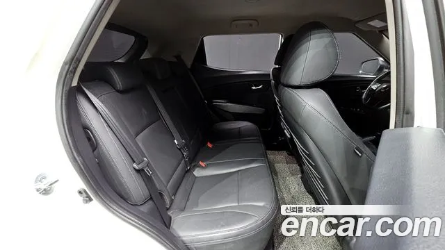 KG_Mobility_Ssangyong TIBOLI 2019 thumb 10