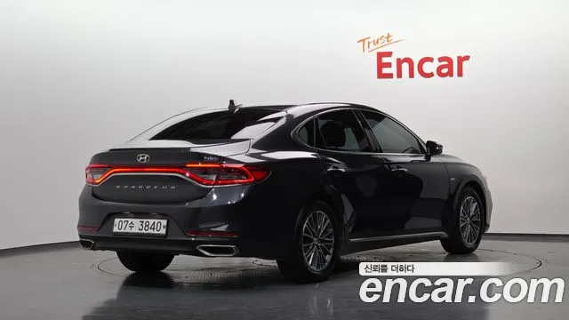 Hyundai Grandeur 2018 thumb 2