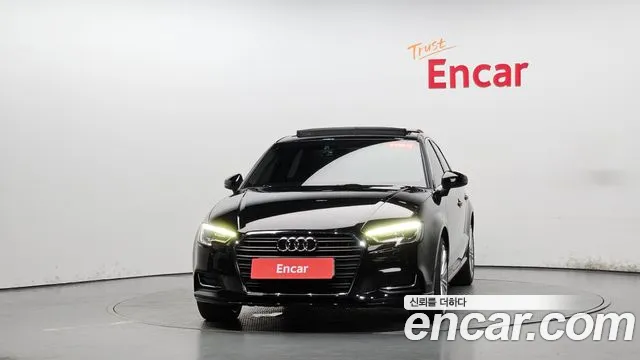 Audi A3 2018 thumb 2