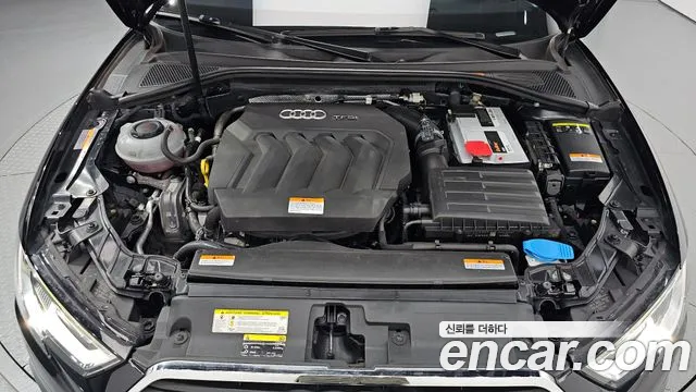 Audi A3 2018 thumb 5
