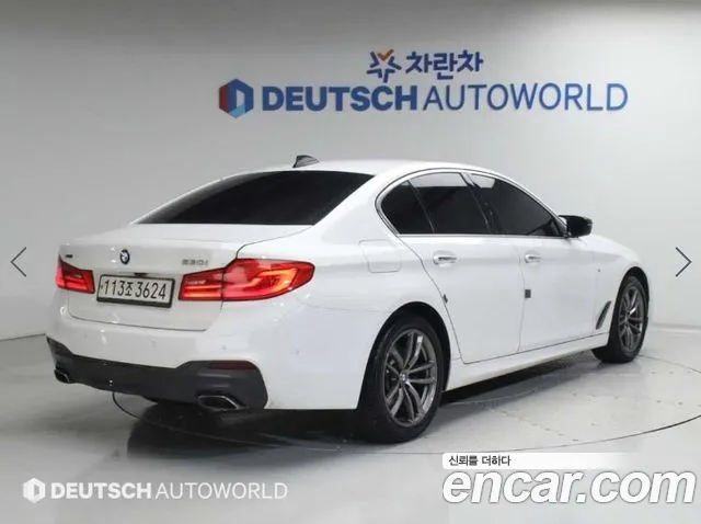 BMW 5-Series 2017 thumb 2