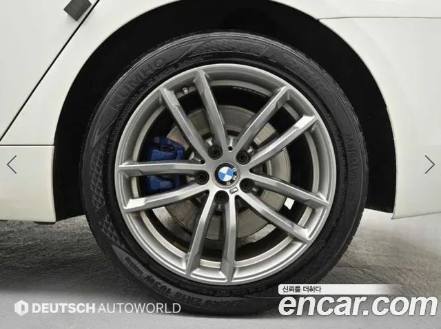 BMW 5-Series 2017 thumb 5