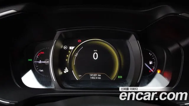 Renault-KoreaSamsung Koleos 2019 thumb 7