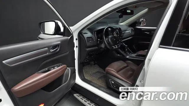 Renault-KoreaSamsung Koleos 2019 thumb 9