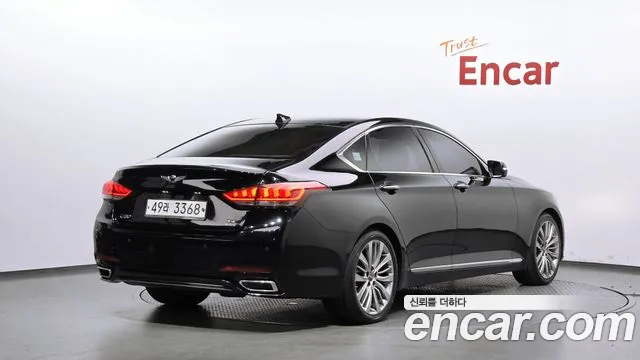 Genesis G80 2017 thumb 2