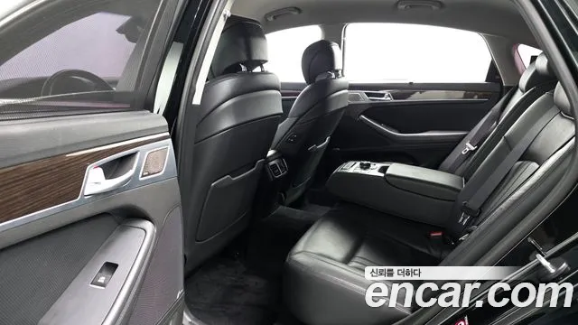 Genesis G80 2017 thumb 11