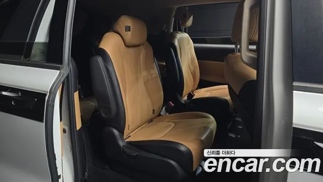 Kia Carnival 2020 thumb 11