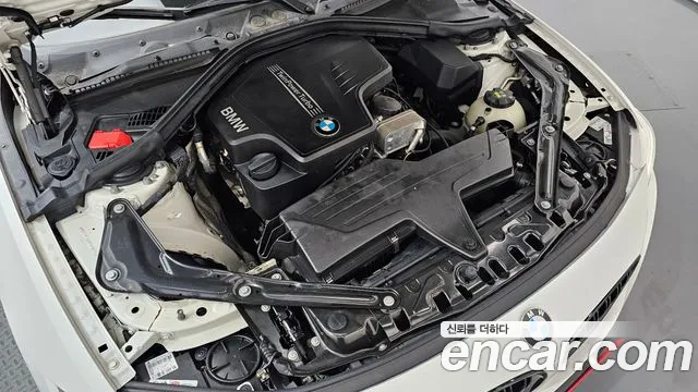 BMW 4-Series 2015 thumb 6