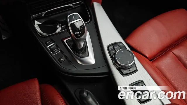 BMW 4-Series 2015 thumb 9