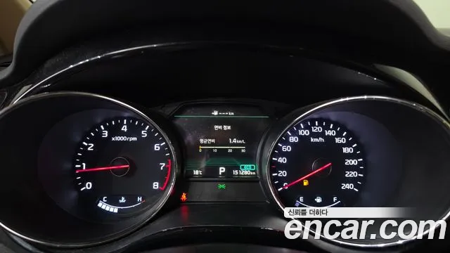 Kia Carnival 2019 thumb 8