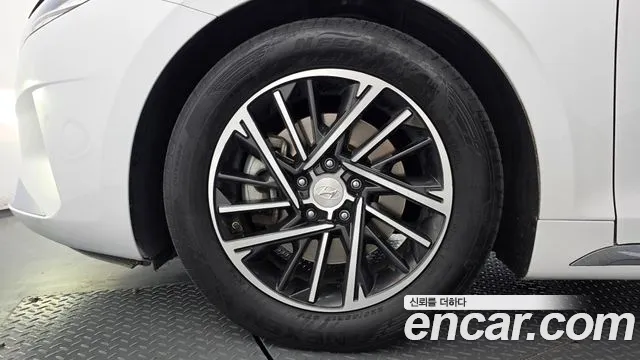 Hyundai Grandeur 2020 thumb 5