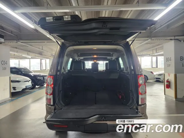 Land Rover Discovery 2011 thumb 6
