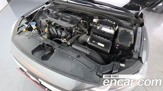 Hyundai Avante 2017 thumb 6