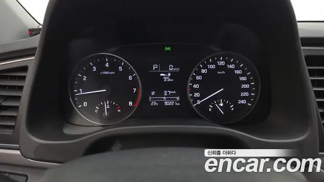 Hyundai Avante 2017 thumb 8