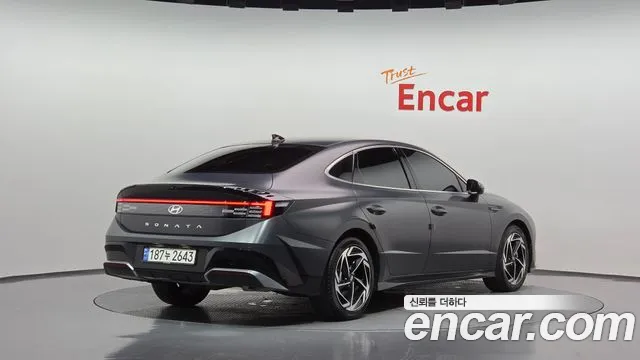 Hyundai Sonata 2024 thumb 2