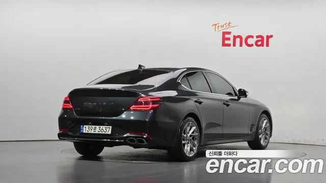 Genesis G70 2021 thumb 2