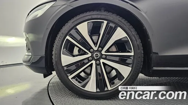 Volvo S60 2022 thumb 5