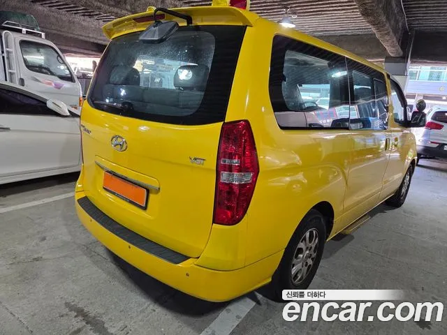 Hyundai Starex 2015 thumb 6