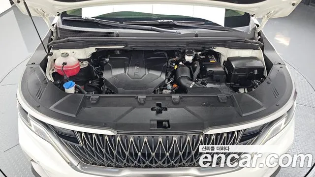 Kia Carnival 2022 thumb 5
