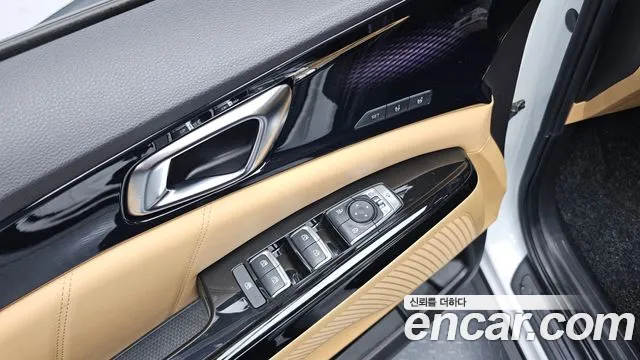 Kia Carnival 2022 thumb 12