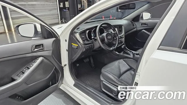 Kia K5 2013 thumb 10
