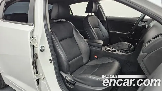 Kia K5 2013 thumb 11