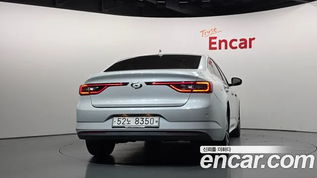 Renault-KoreaSamsung Megane 2017 thumb 4
