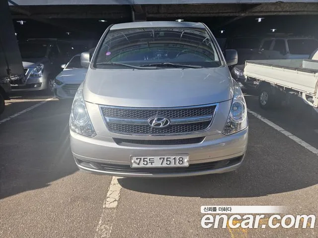 Hyundai Starex 2014 thumb 11