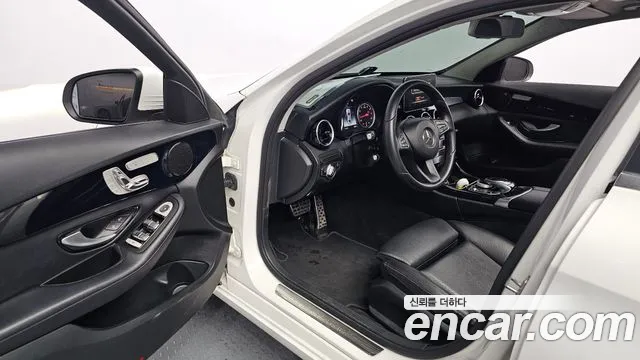 Mercedes-Benz C-Класс 2018 thumb 10
