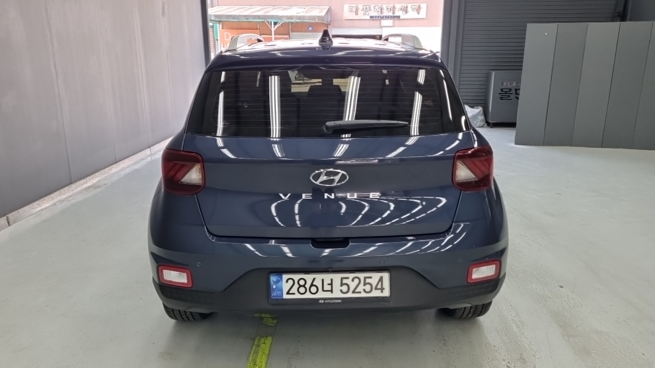 Hyundai Venue 2022 thumb 4