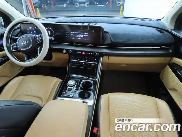 Kia Carnival 2021 thumb 5