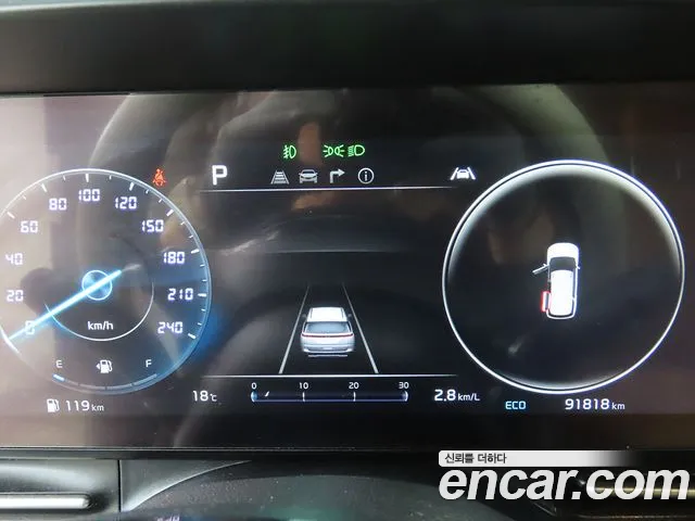 Kia Carnival 2021 thumb 9