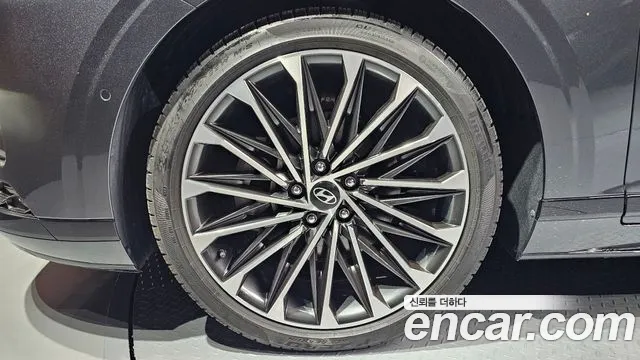 Hyundai Grandeur 2023 thumb 5