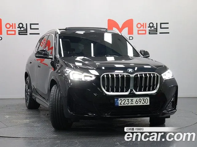 BMW X1 2023 thumb 2