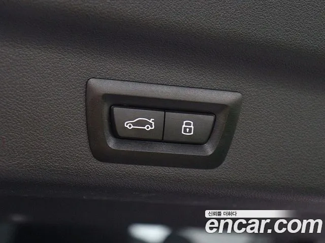 BMW X1 2023 thumb 6
