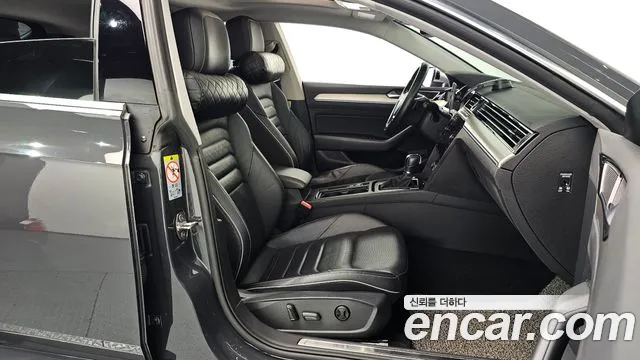 Volkswagen Arteon 2019 thumb 11