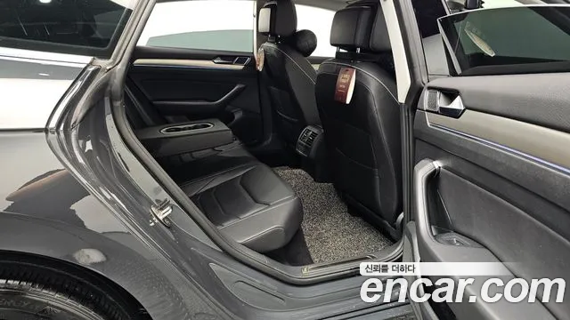 Volkswagen Arteon 2019 thumb 12
