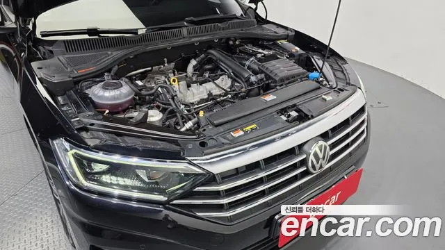 Volkswagen Jetta 2021 thumb 6