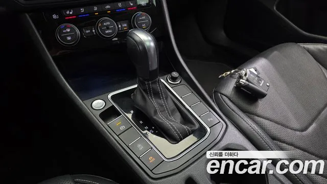 Volkswagen Jetta 2021 thumb 9