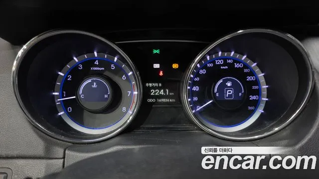 Hyundai Sonata 2010 thumb 8