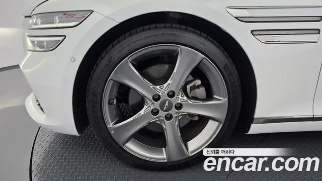 Genesis G80 2020 thumb 4