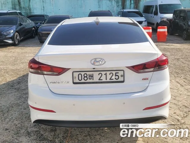 Hyundai Avante 2017 thumb 3
