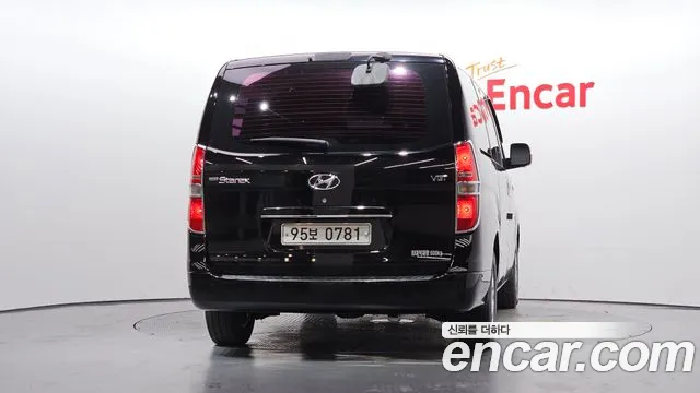 Hyundai Starex 2014 thumb 4