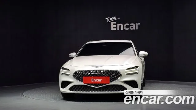 Genesis G70 2022 thumb 3