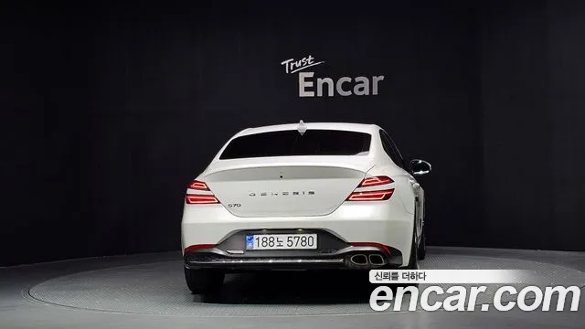 Genesis G70 2022 thumb 4