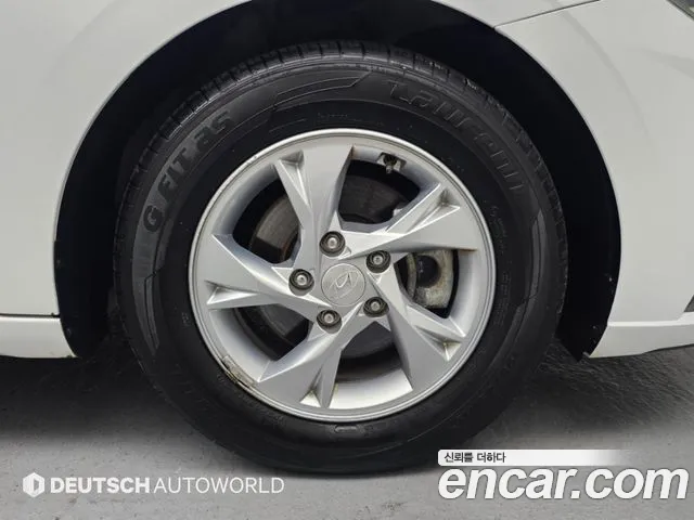 Hyundai Avante 2021 thumb 5